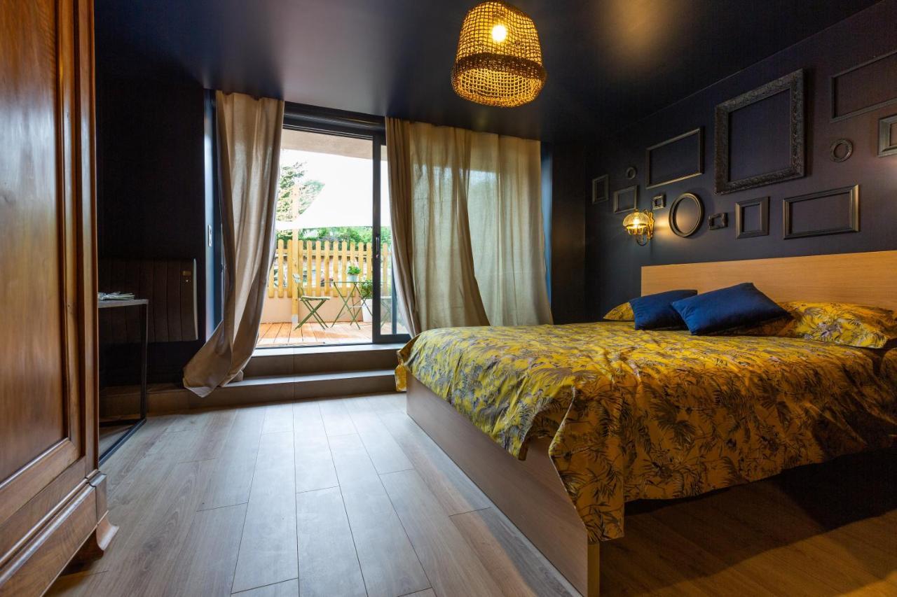 Bed and Breakfast Les Dames-Jeannes Chavot-Courcourt Exterior foto