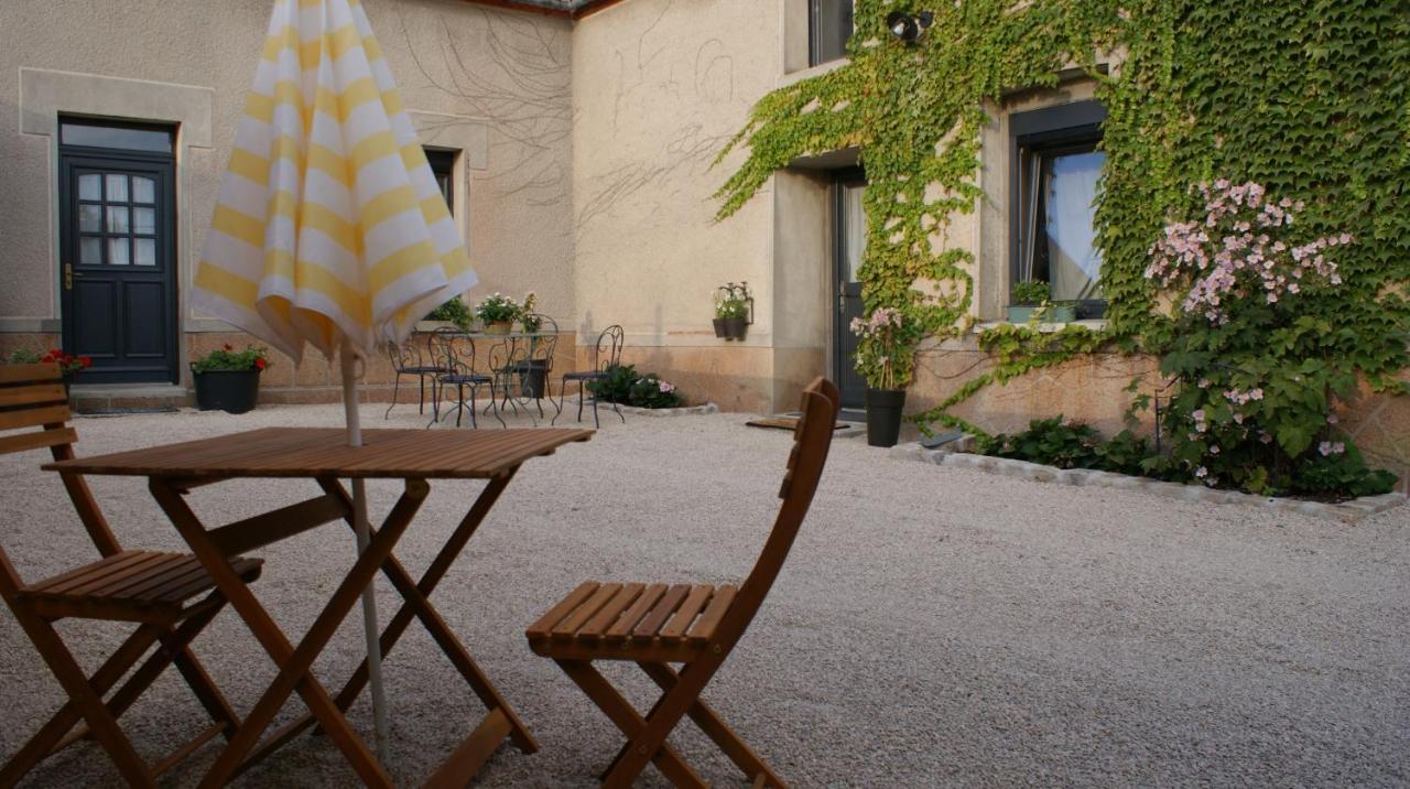 Bed and Breakfast Les Dames-Jeannes Chavot-Courcourt Exterior foto